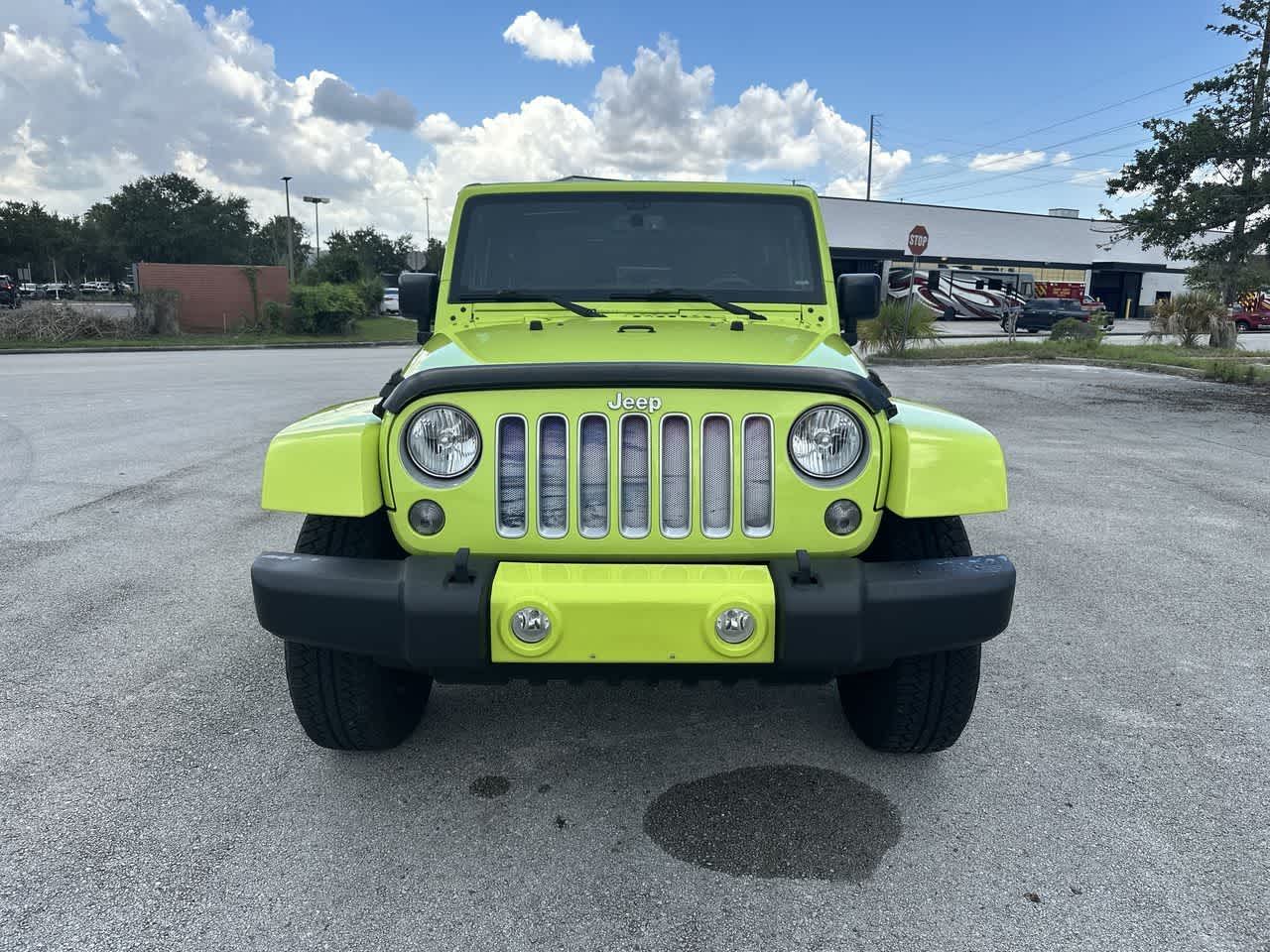 Jeep Wrangler Sahara 2016