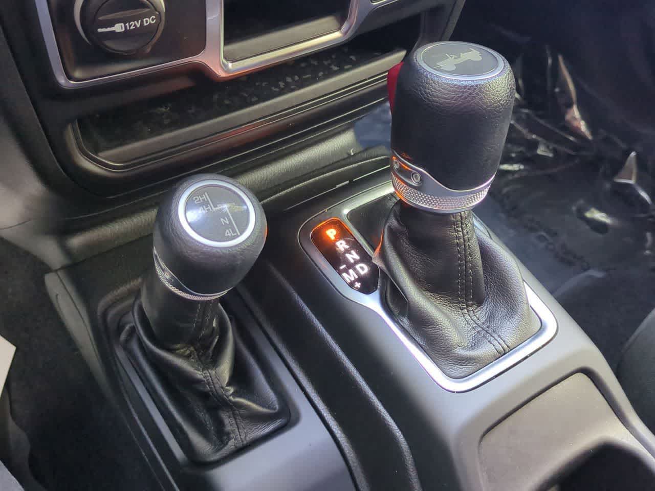 Jeep Wrangler Sport 4x4 2022