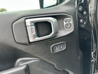Jeep Wrangler Sport S de 2 puertas y tracción 4x4, modelo 2023