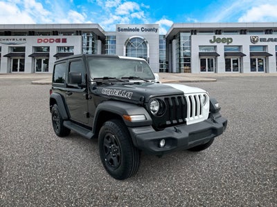 Jeep Wrangler Sport S de 2 puertas y tracción 4x4, modelo 2023
