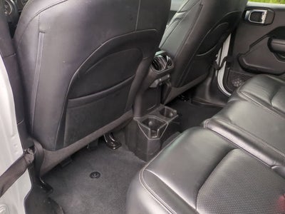 Jeep Wrangler Willys de 4 puertas y tracción 4x4, 2023