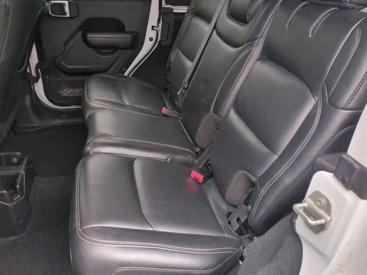 Jeep Wrangler Willys de 4 puertas y tracción 4x4, 2023