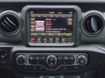 Jeep Wrangler Willys de 4 puertas y tracción 4x4, 2023