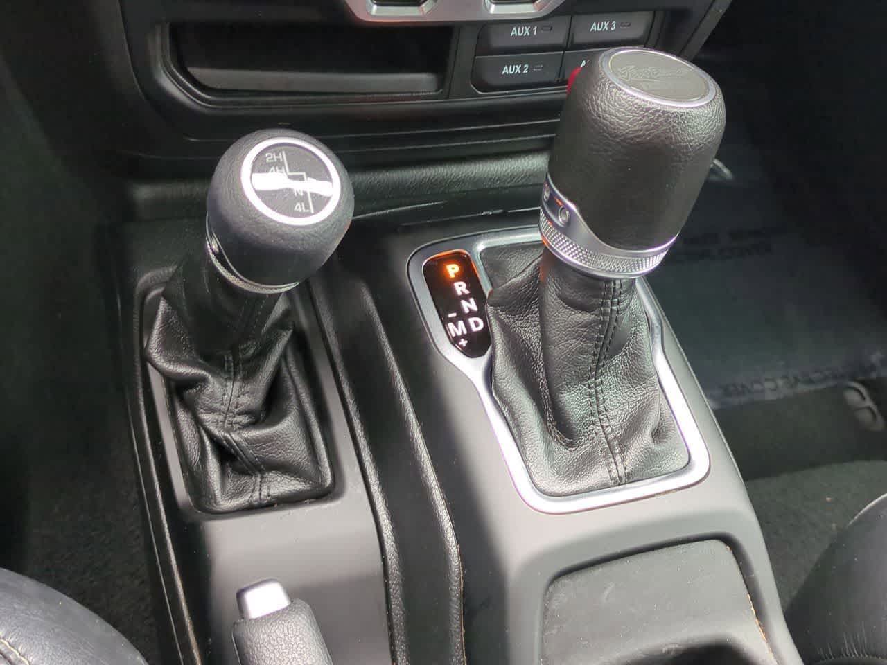 Jeep Wrangler Willys de 4 puertas y tracción 4x4, 2023