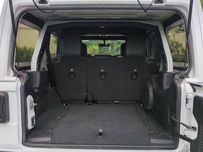 Jeep Wrangler Willys de 4 puertas y tracción 4x4, 2023