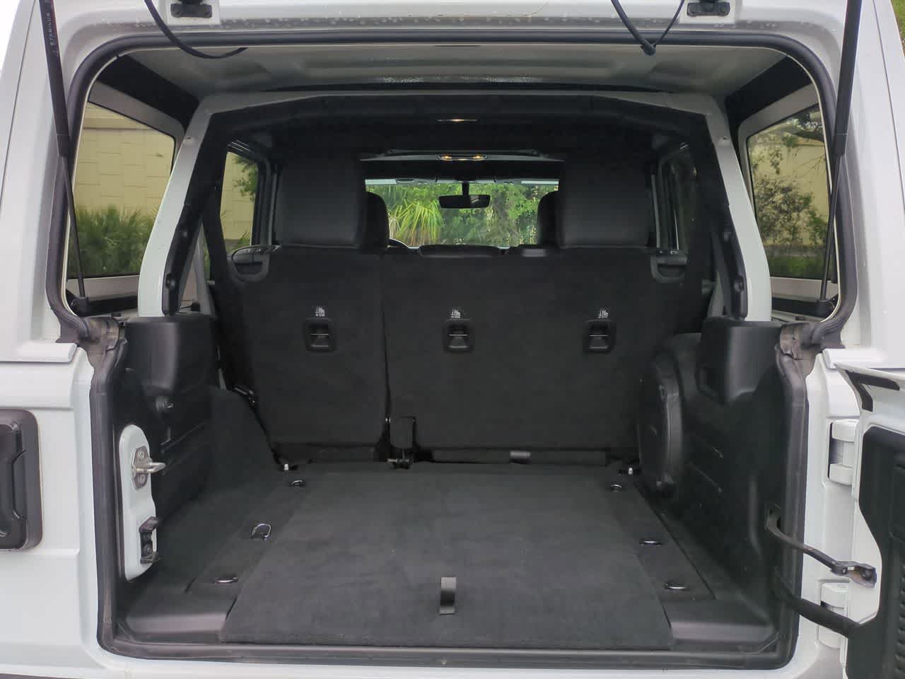 Jeep Wrangler Willys de 4 puertas y tracción 4x4, 2023