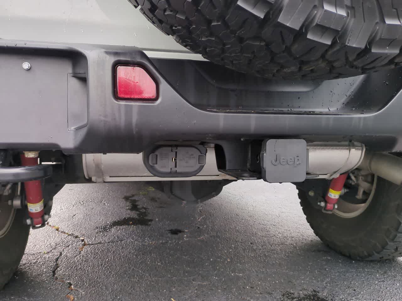 Jeep Wrangler Willys de 4 puertas y tracción 4x4, 2023