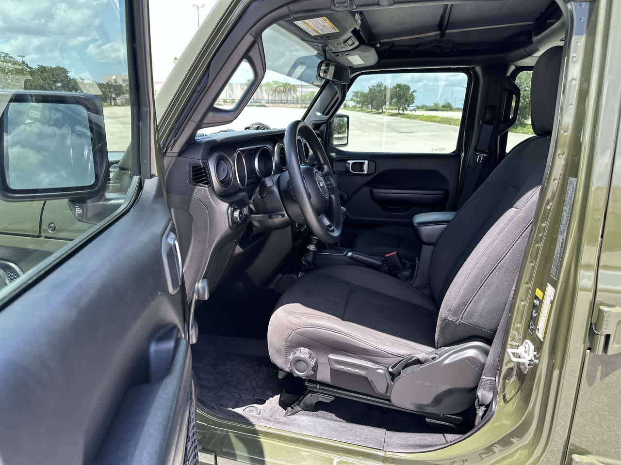 Jeep Wrangler Unlimited Sport 4x4 2022