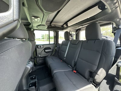 Jeep Wrangler Unlimited Sport 4x4 2022