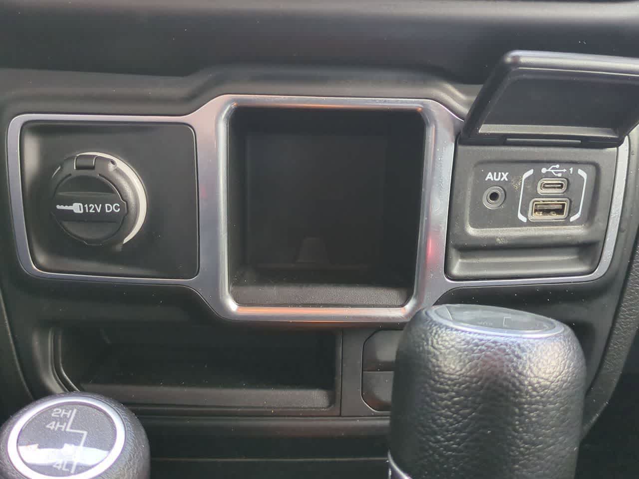 Jeep Wrangler 4 puertas Sport 4x4 2023