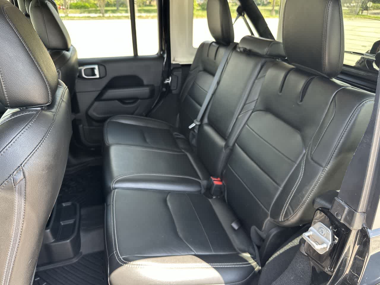 Jeep Wrangler 4xe Unlimited Sahara 4x4 de 2021