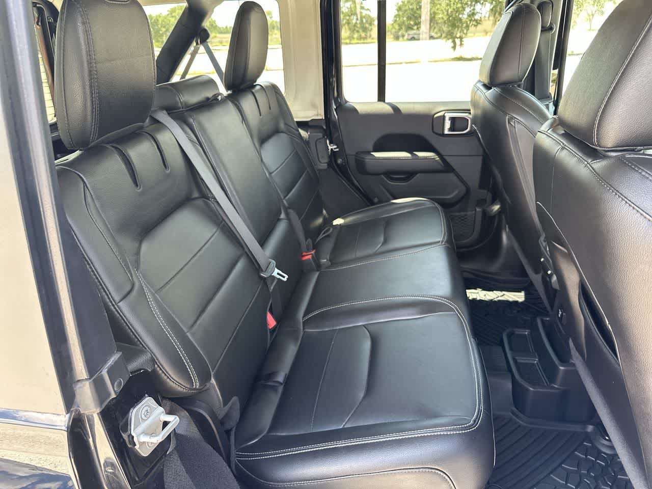 Jeep Wrangler 4xe Unlimited Sahara 4x4 de 2021