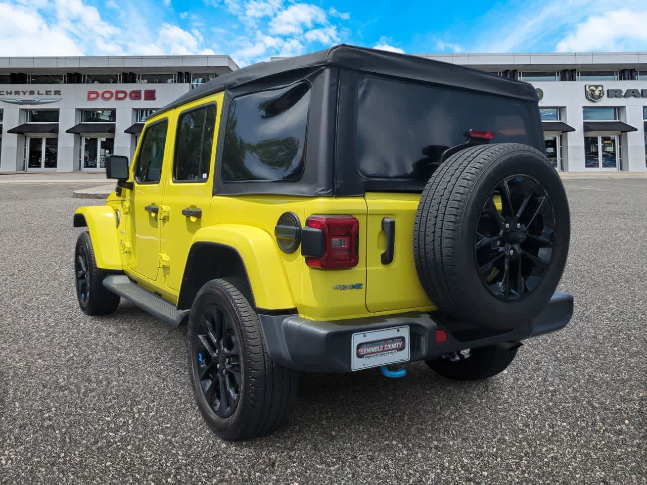2023 Jeep Wrangler 4xe Sahara 4x4