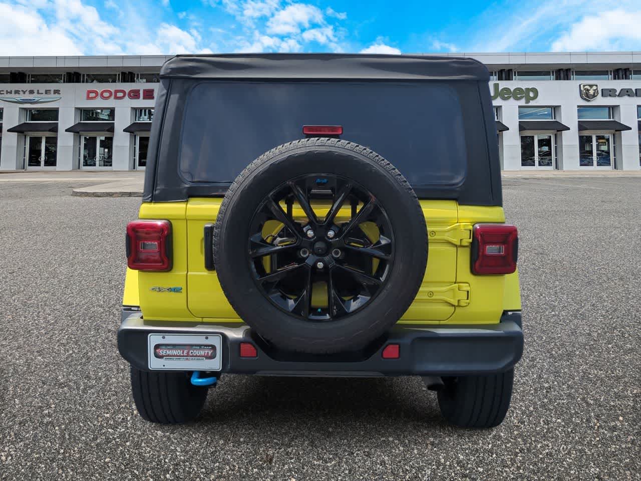 2023 Jeep Wrangler 4xe Sahara 4x4