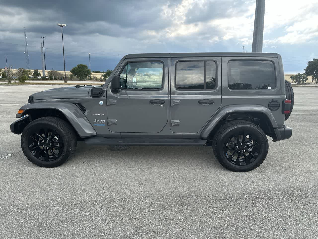 Jeep Wrangler 4xe Unlimited Sahara 4x4 2022