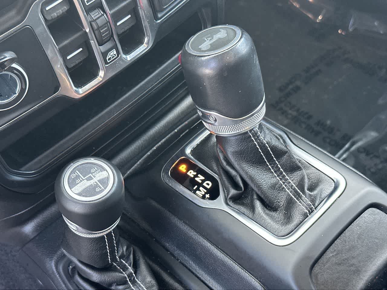 Jeep Wrangler 4xe Unlimited Sahara 4x4 2022