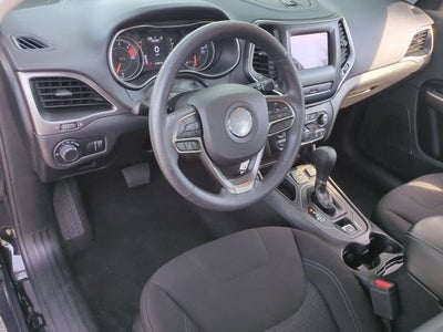 Jeep Cherokee Latitude FWD 2020