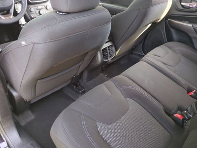 Jeep Cherokee Latitude FWD 2020