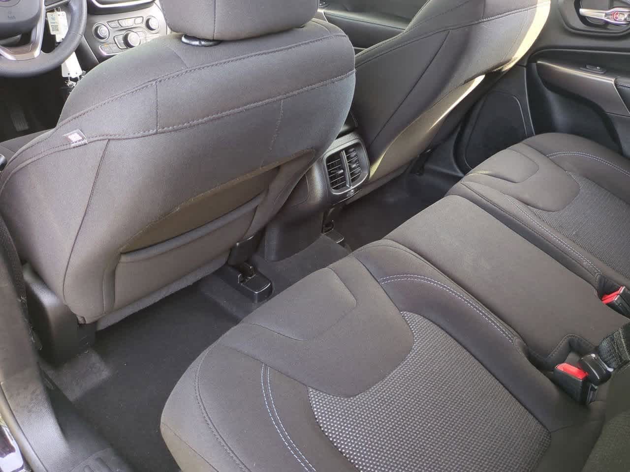 Jeep Cherokee Latitude FWD 2020