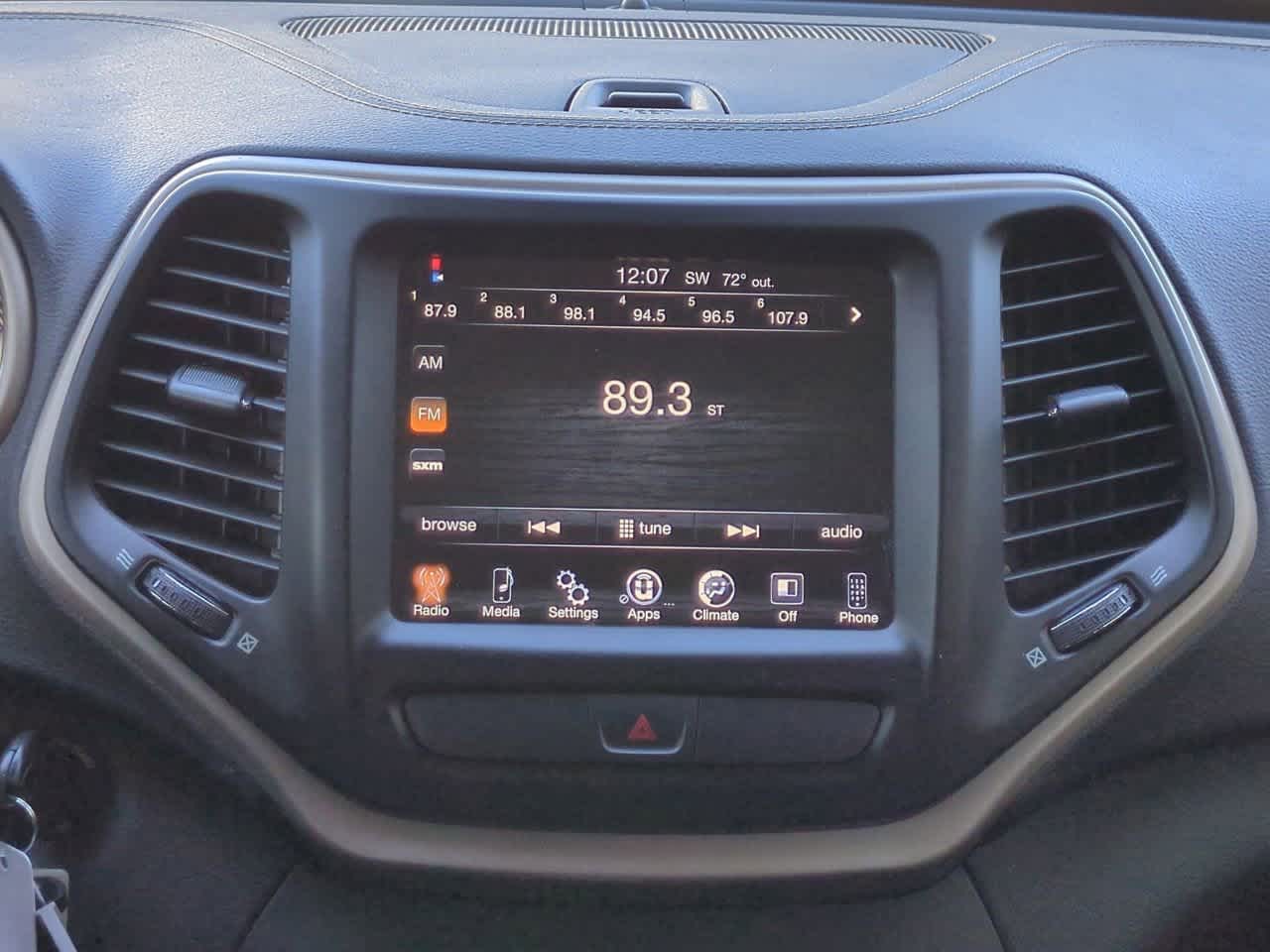 Jeep Cherokee Latitude FWD 2017