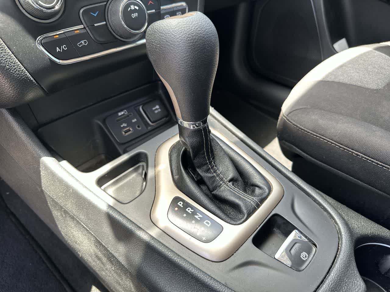 Jeep Cherokee Latitude 2014