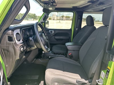 Jeep Wrangler 2025, 2 puertas, versión Sport, 4x4