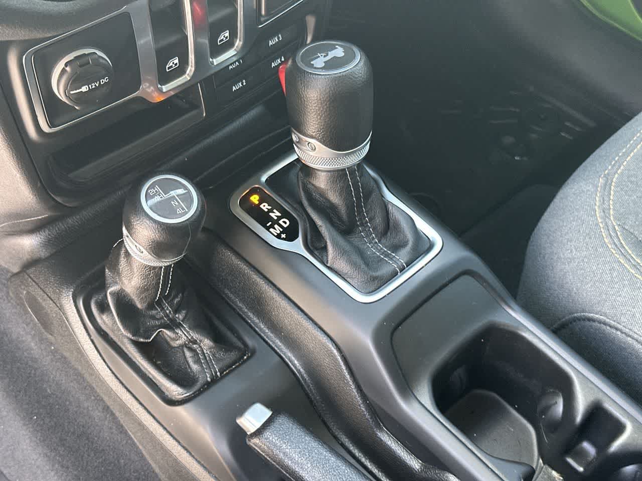 Jeep Wrangler 2025, 2 puertas, versión Sport, 4x4