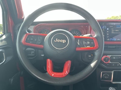 Jeep Wrangler Sport de 4 puertas y tracción 4x4, modelo 2024