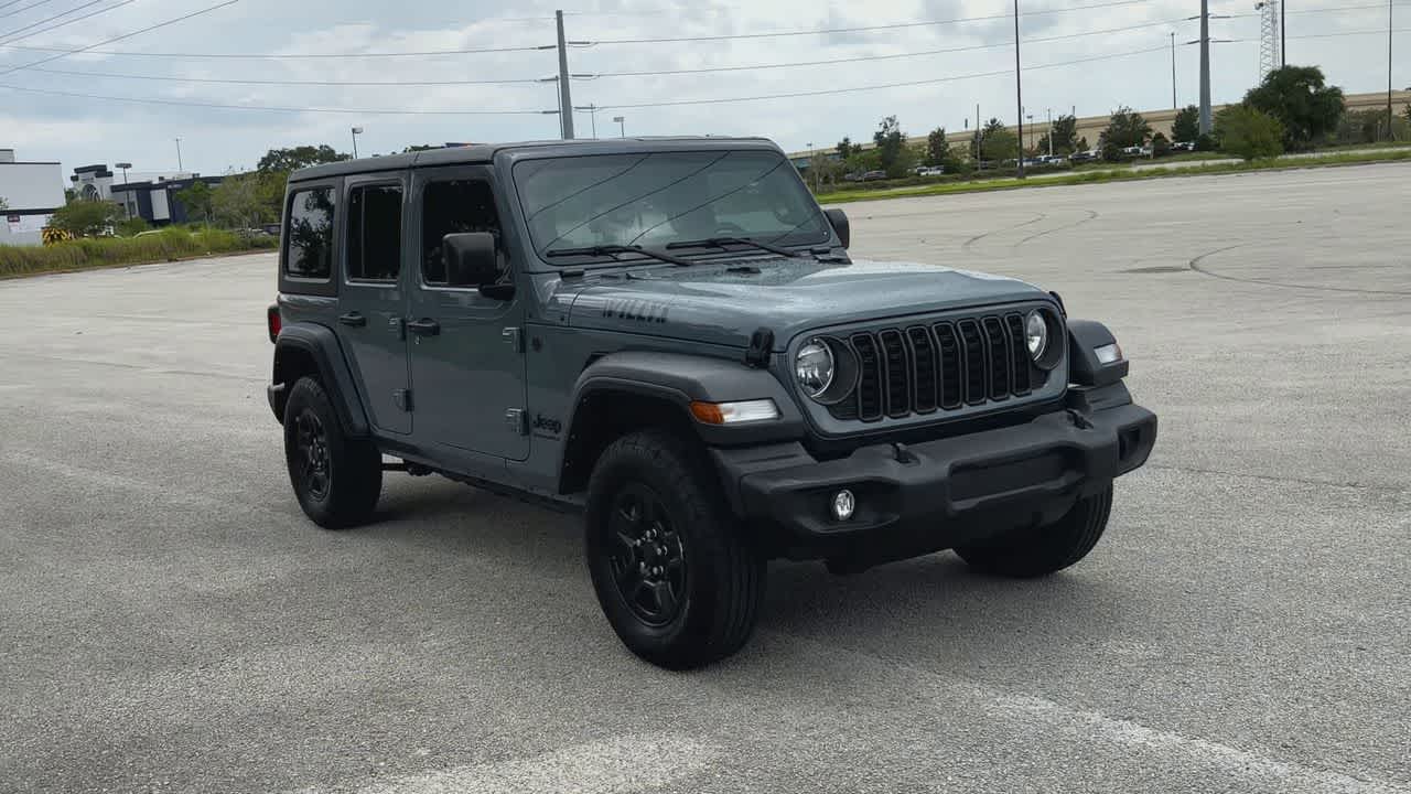 Jeep Wrangler Sport de 4 puertas y tracción 4x4, modelo 2024