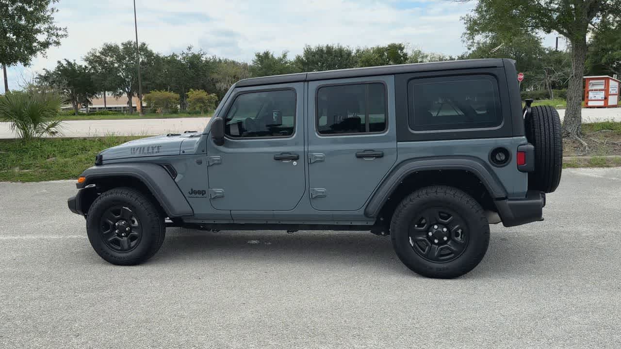 Jeep Wrangler Sport de 4 puertas y tracción 4x4, modelo 2024