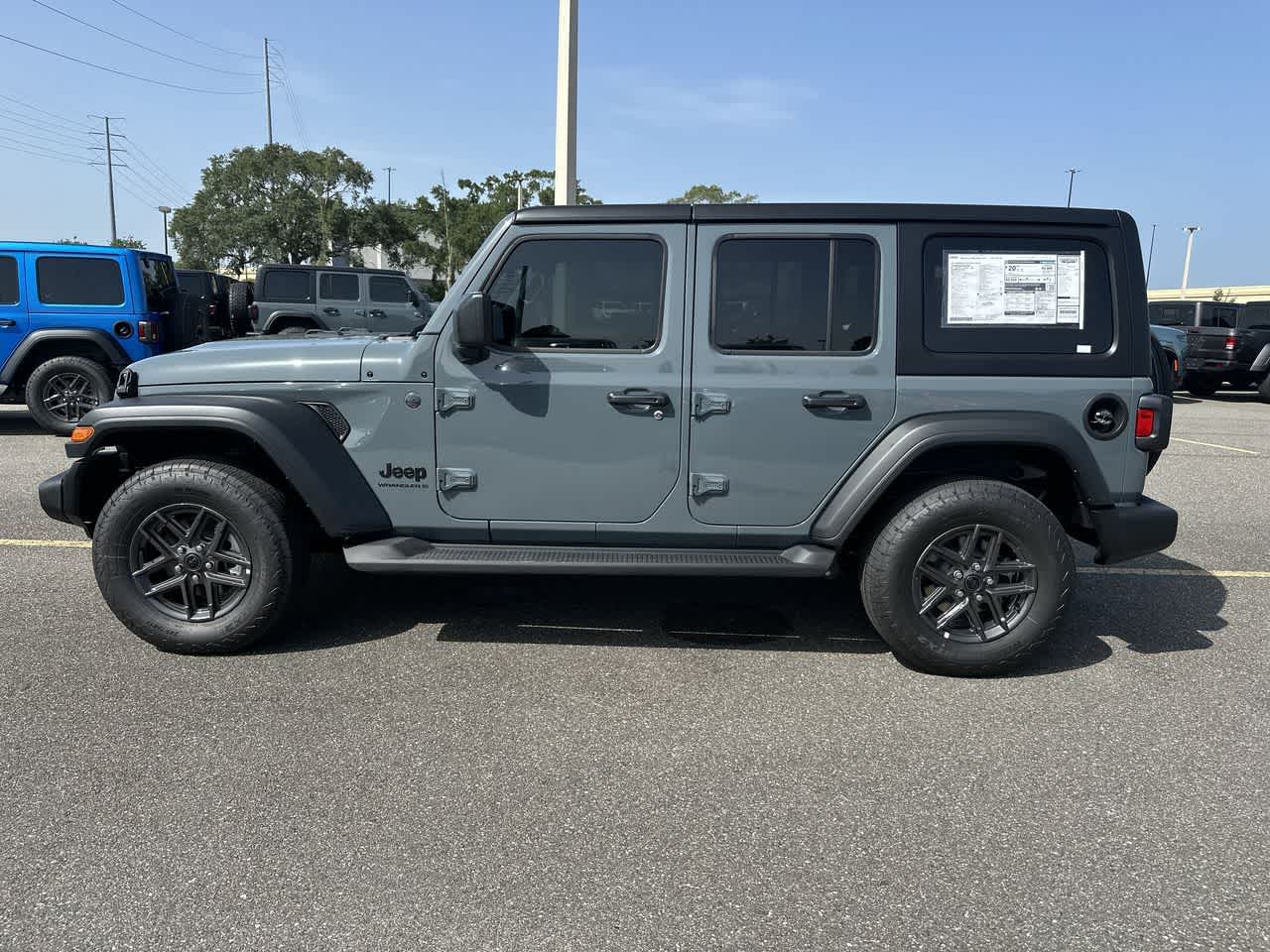 Jeep Wrangler 2026 WRANGLER 4 PUERTAS SPORT S