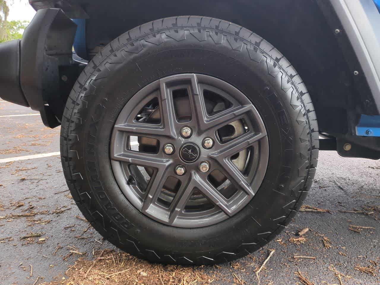 Jeep Wrangler Sport S de 4 puertas y tracción 4x4, 2024