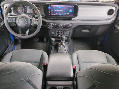 Jeep Wrangler Sport S de 4 puertas y tracción 4x4, 2024