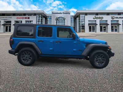 Jeep Wrangler Sport S de 4 puertas y tracción 4x4, 2024