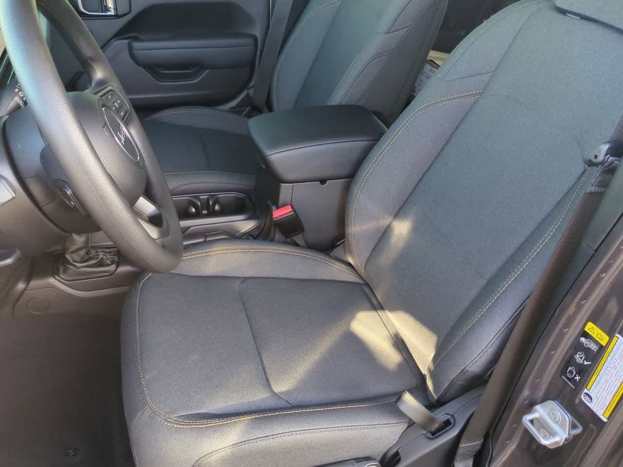 2025 Jeep Wrangler WRANGLER 4-DOOR SPORT