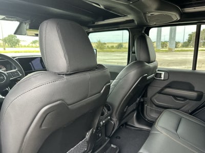 Jeep Wrangler 2027 WRANGLER DE 4 PUERTAS SAHARA