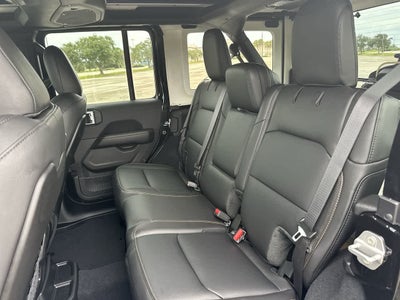 Jeep Wrangler 2027 WRANGLER DE 4 PUERTAS SAHARA