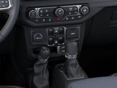 Jeep Wrangler Sahara 2027