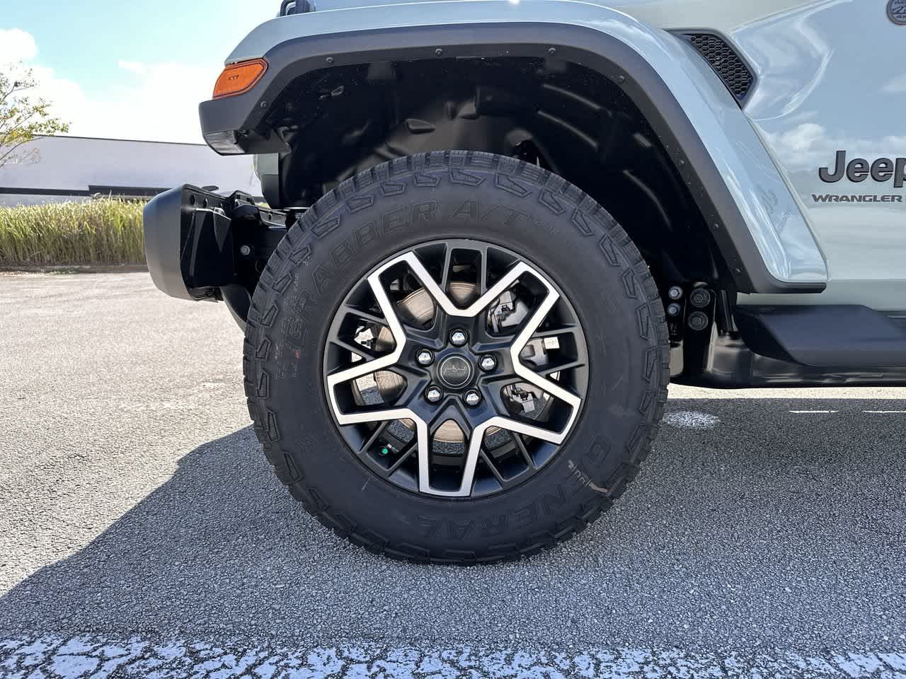 Jeep Wrangler 2027 WRANGLER DE 4 PUERTAS SAHARA