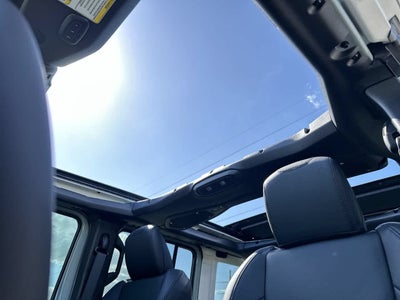 Jeep Wrangler 2027 WRANGLER DE 4 PUERTAS SAHARA