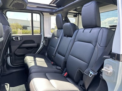 Jeep Wrangler 2027 WRANGLER DE 4 PUERTAS SAHARA