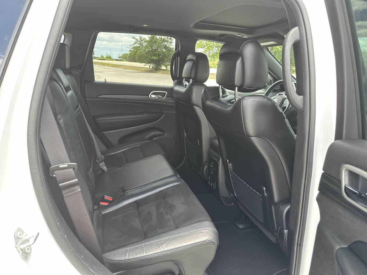 Jeep Grand Cherokee Laredo X 4x4 2021