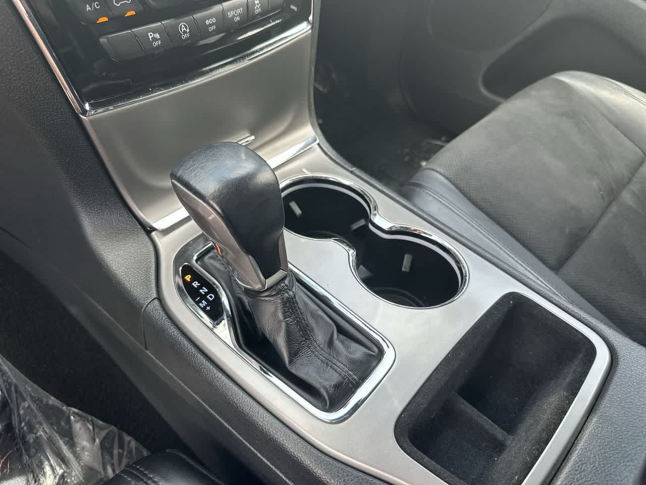 Jeep Grand Cherokee Laredo X 4x4 2021