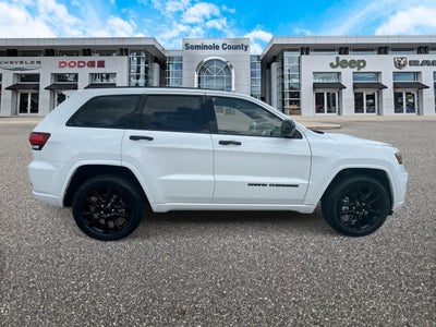 Jeep Grand Cherokee Laredo X 4x4 2021