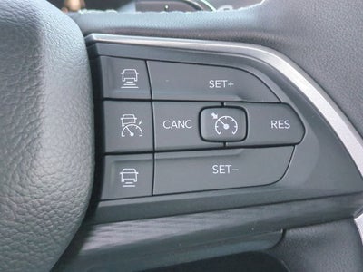 2025 Jeep Grand Cherokee GRAND CHEROKEE LAREDO X 4X2