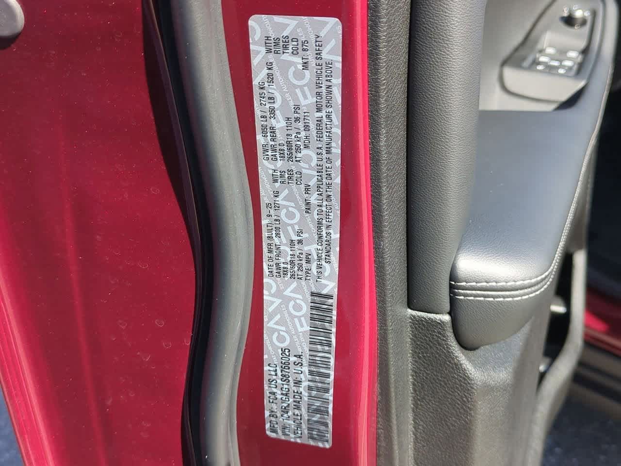 2025 Jeep Grand Cherokee GRAND CHEROKEE LAREDO X 4X2