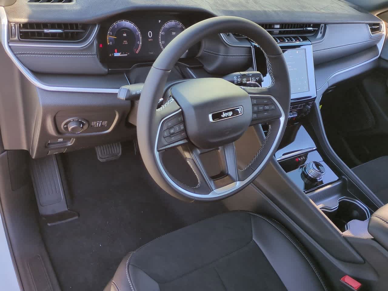 2025 Jeep Grand Cherokee GRAND CHEROKEE ALTITUDE X 4X2