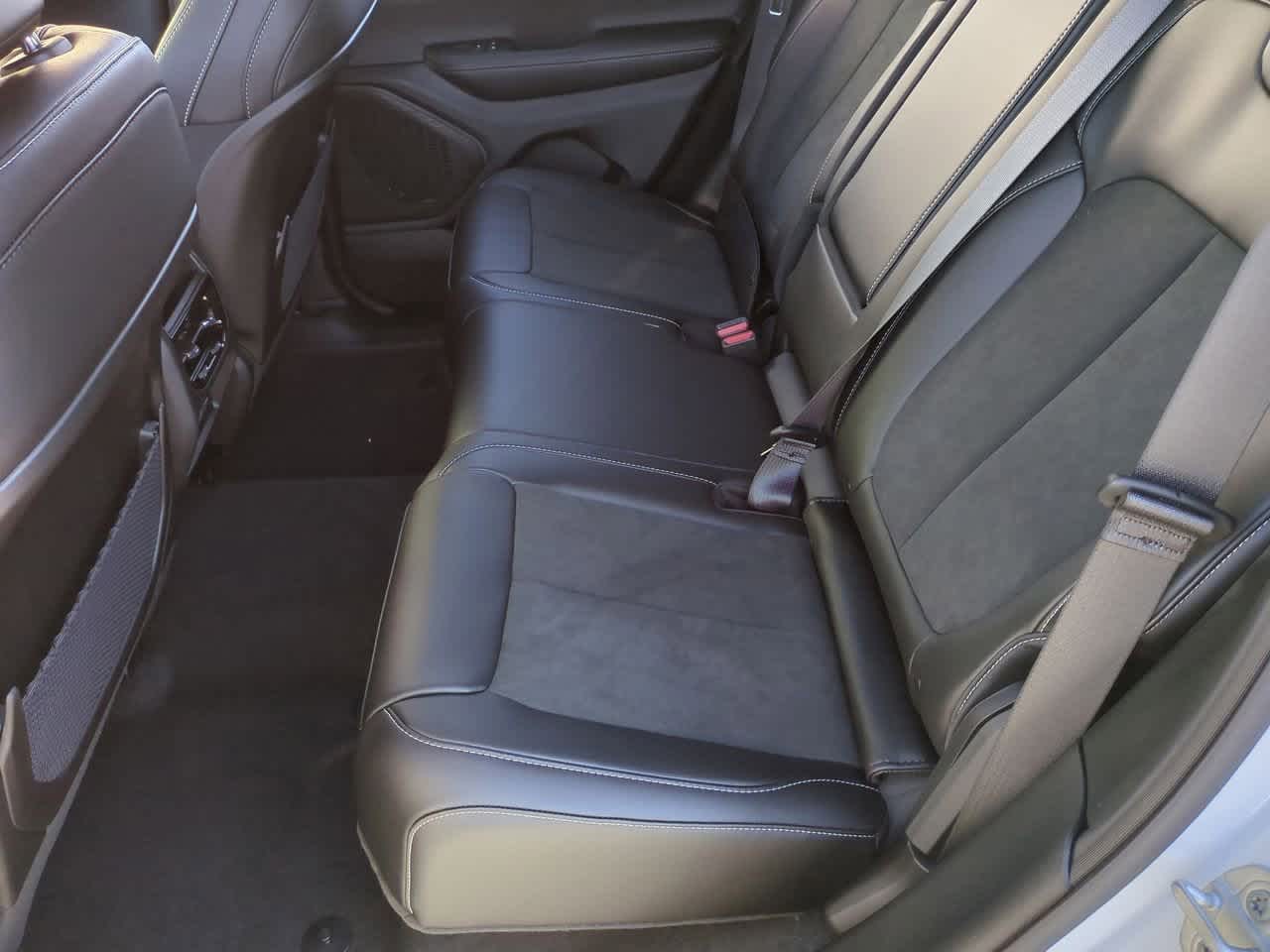 2025 Jeep Grand Cherokee GRAND CHEROKEE ALTITUDE X 4X2