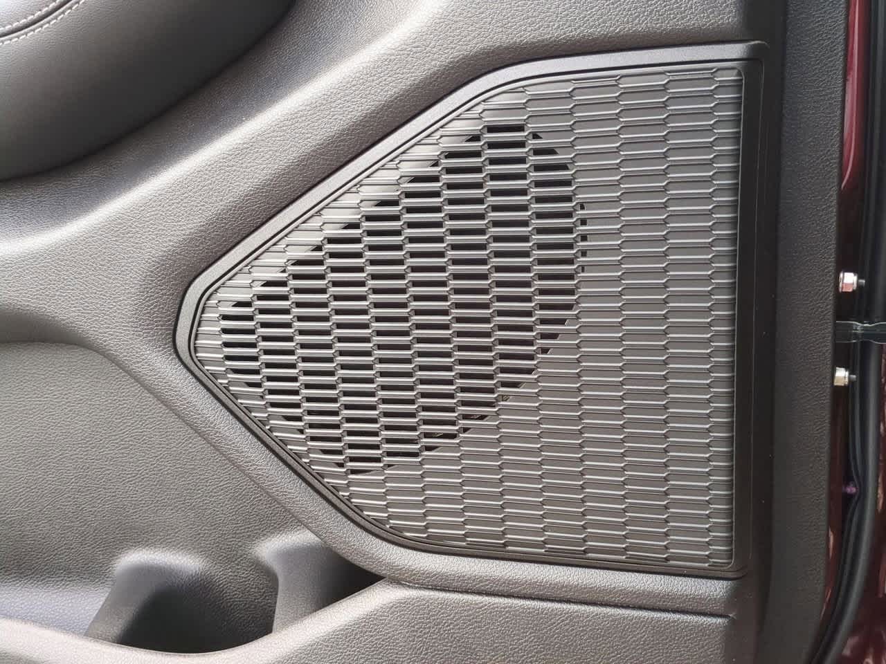 2025 Jeep Grand Cherokee GRAND CHEROKEE LAREDO 4X2