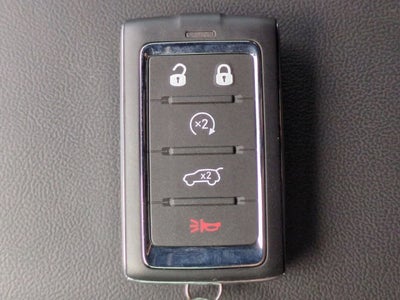 2025 Jeep Grand Cherokee GRAND CHEROKEE LAREDO 4X2